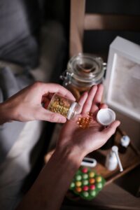 Best Time to Take Supplements | A Simple Daily Guide